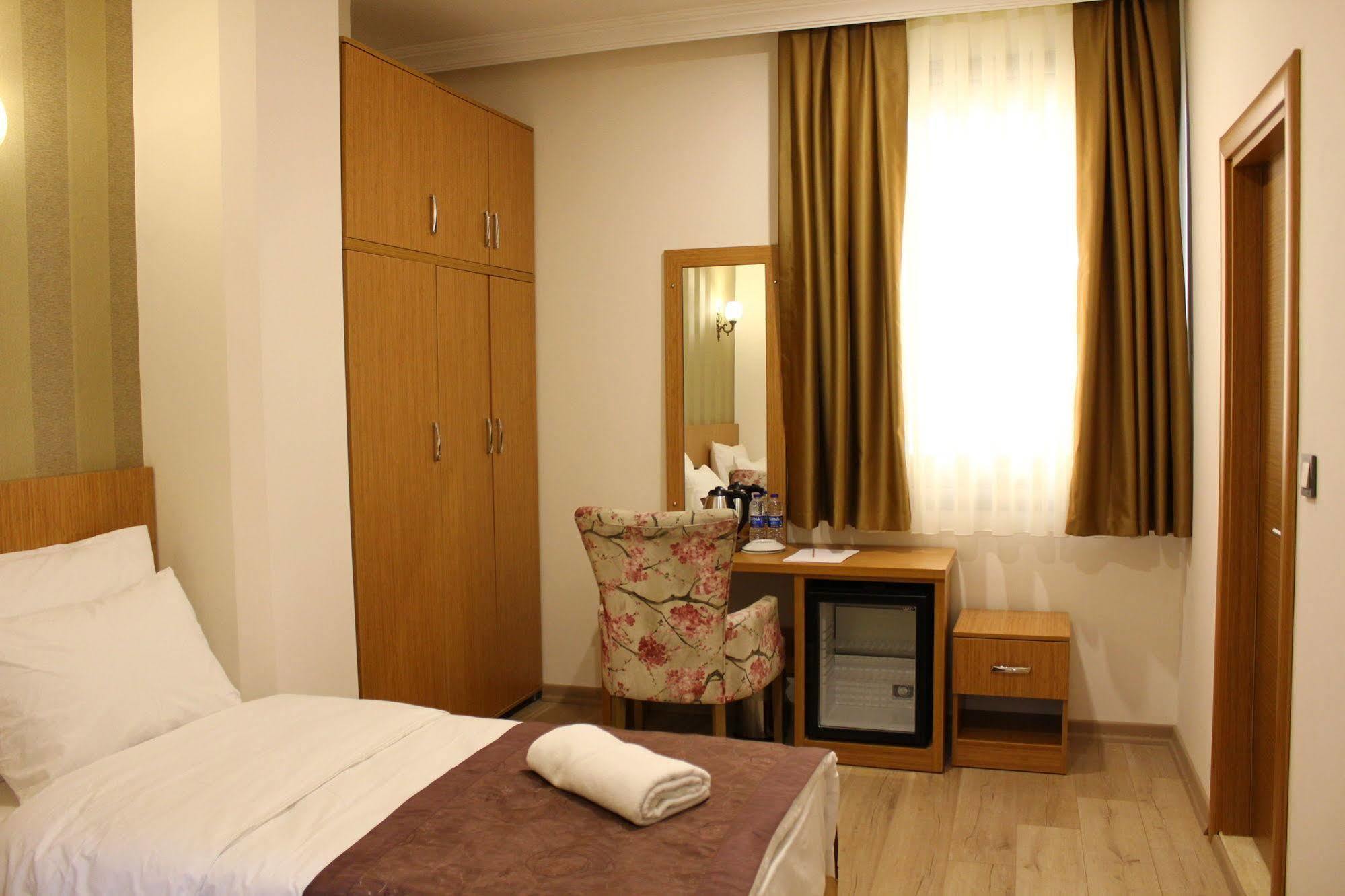 Realist Hotel Stambuł Zewnętrze zdjęcie